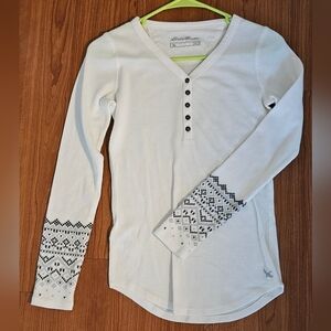 Eddie Bauer long sleeve thermal top decorated sleeves size S